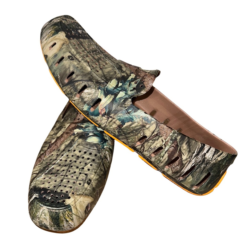 NWOT Men's Floafers Mossy Oak Camo Country Club Driver Size 13